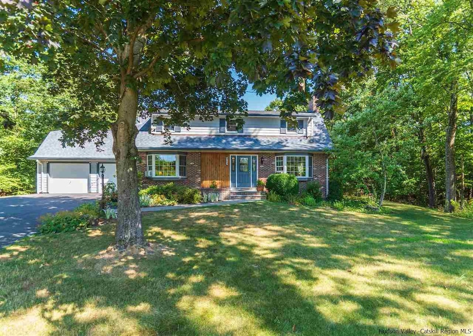 505 N Riverside Rd, Highland, NY 12528 - photo 1