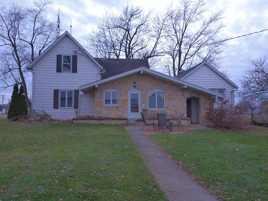 410 E Cherry St, New Bremen, OH 45869 - photo 1