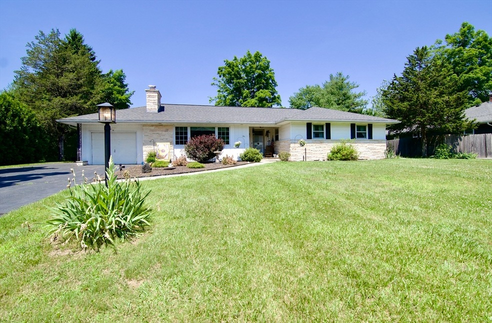 6 Crescent St, Easthampton, MA 01027 - photo 1