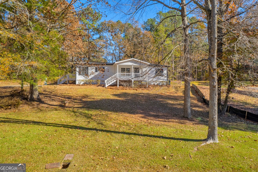 395 Barnetts Bridge Rd, Jackson, GA 30233 - photo 1