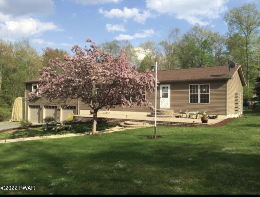 128 Franks Rd, Hawley, PA 18428 - photo 1