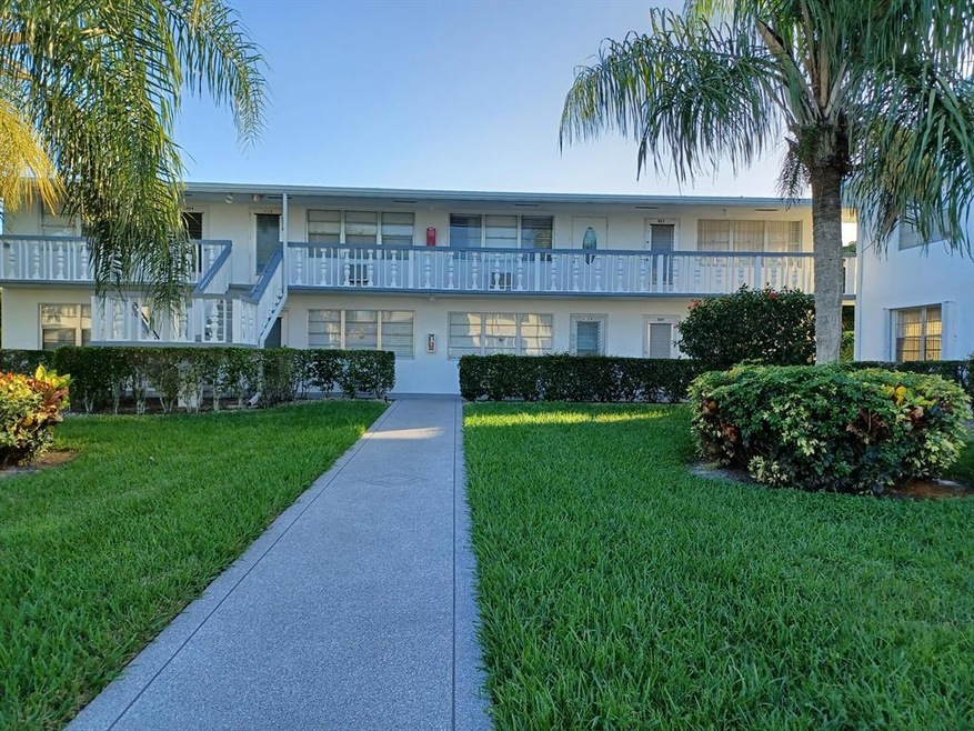 421 Windsor R, West Palm Beach, FL 33417 - photo 1