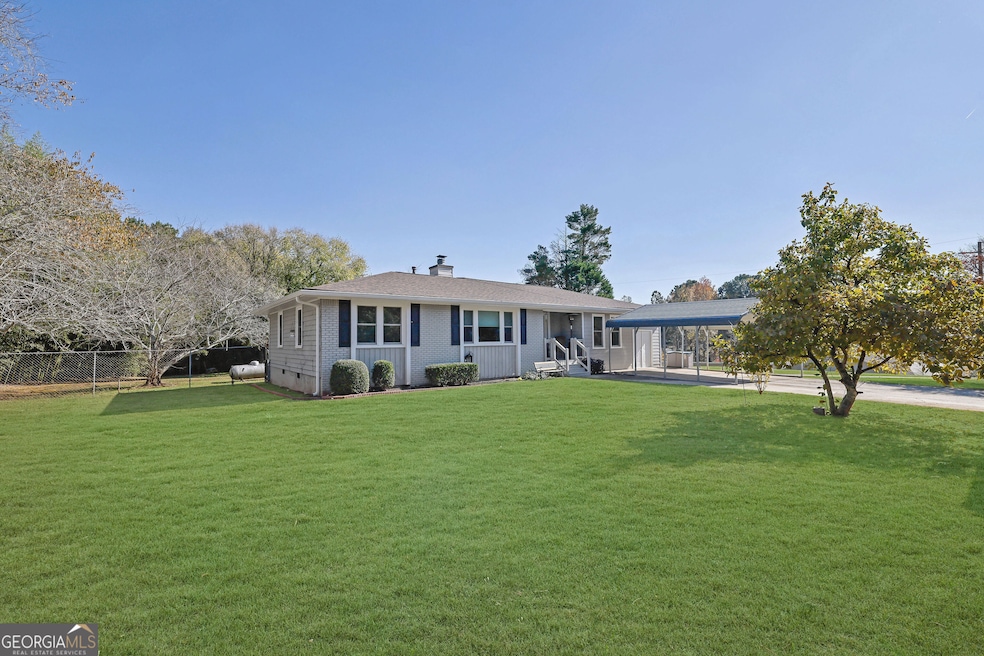 7618 Vaughn Rd, Canton, GA 30115 - photo 1