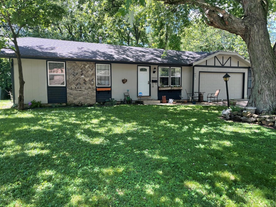 2852 E Monroe Terrace