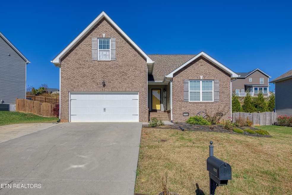 2649 Southwinds Cir, Sevierville, TN 37876 - photo 1