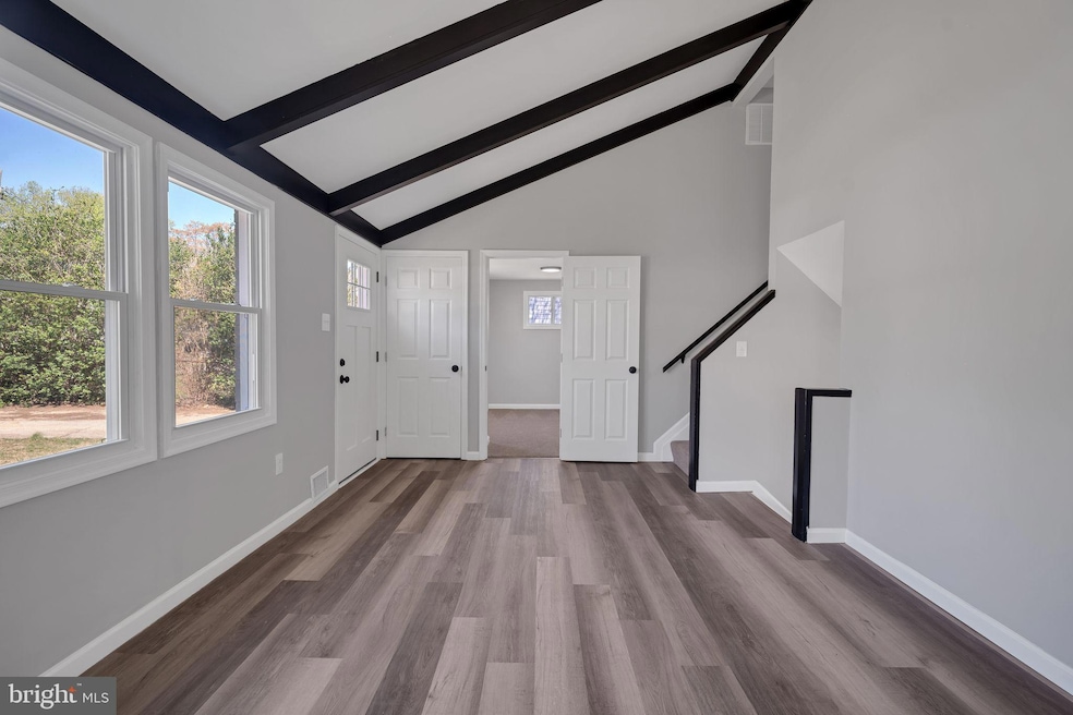 Sold $409,900 • Co-Listing Agent