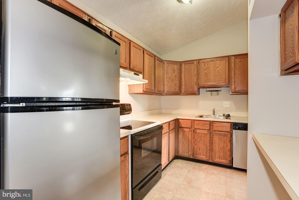 2149 Wainwright Ct unit 2D, Frederick, MD 21702 - photo 1