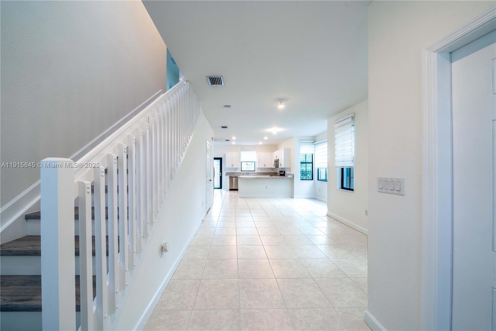 1928 SW 5th Blvd, Fort Lauderdale, FL 33312 - photo 1