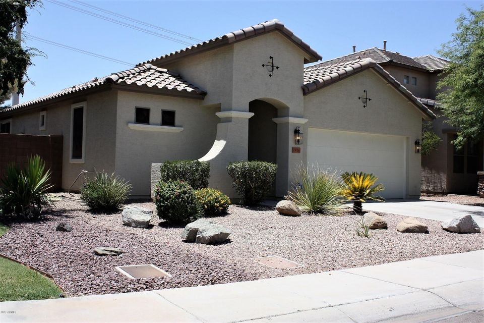 Awesome curb appeal