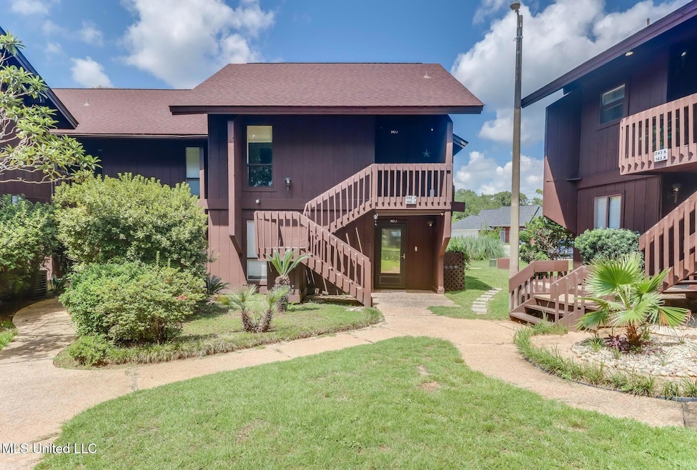 242 Molokai Village unit J, Diamondhead, MS 39525 - photo 1