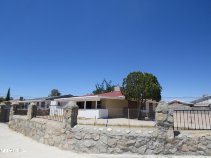 7599 Hacienda Ave, El Paso, TX 79915 - photo 1