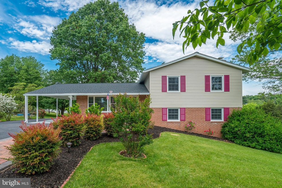 12305 Piedmont Rd, Clarksburg, MD 20871 - photo 1