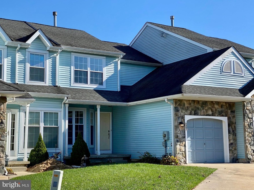 134 Kerry Lynn Ct, Williamstown, NJ 08094 - photo 1