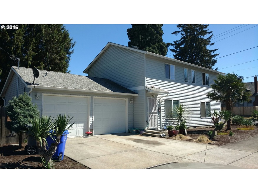 7502 N Williams Ave, Portland, OR 97217 - photo 1