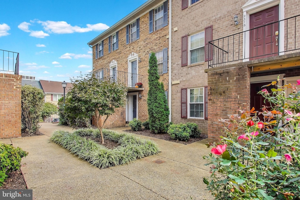 931 S Rolfe St unit 1, Arlington, VA 22204 - photo 1