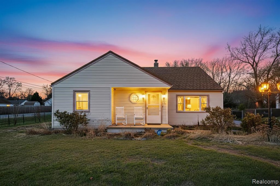 1944 W Sterns Rd, Temperance, MI 48182 - photo 1