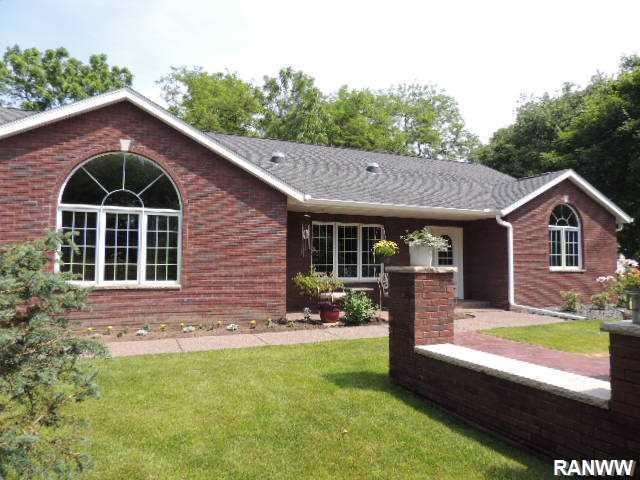 1321 4th Ave N, Menomonie, WI 54751 - photo 1