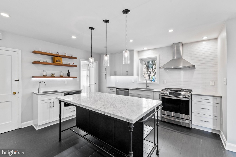 514 Murdock Rd, Baltimore, MD 21212 - photo 1