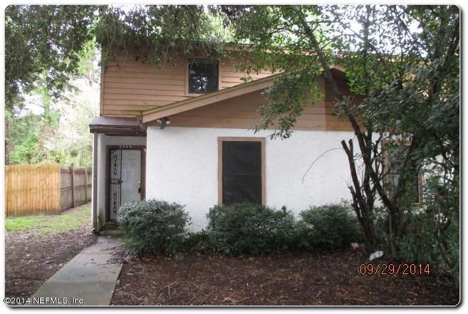 4320 Melissa Ct W, Jacksonville, FL 32210 - photo 1