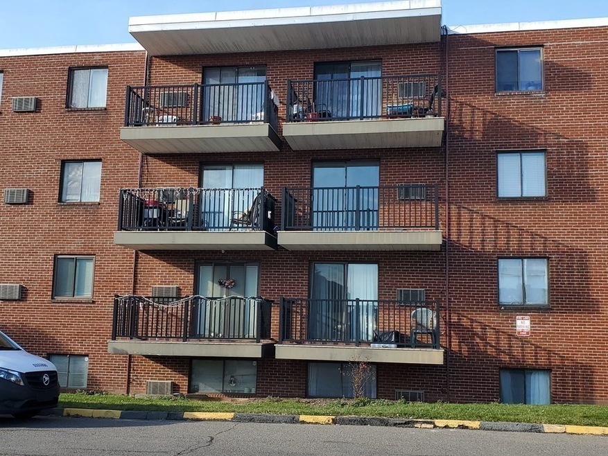 600 Governors Dr unit 15, Winthrop, MA 02152 - photo 1