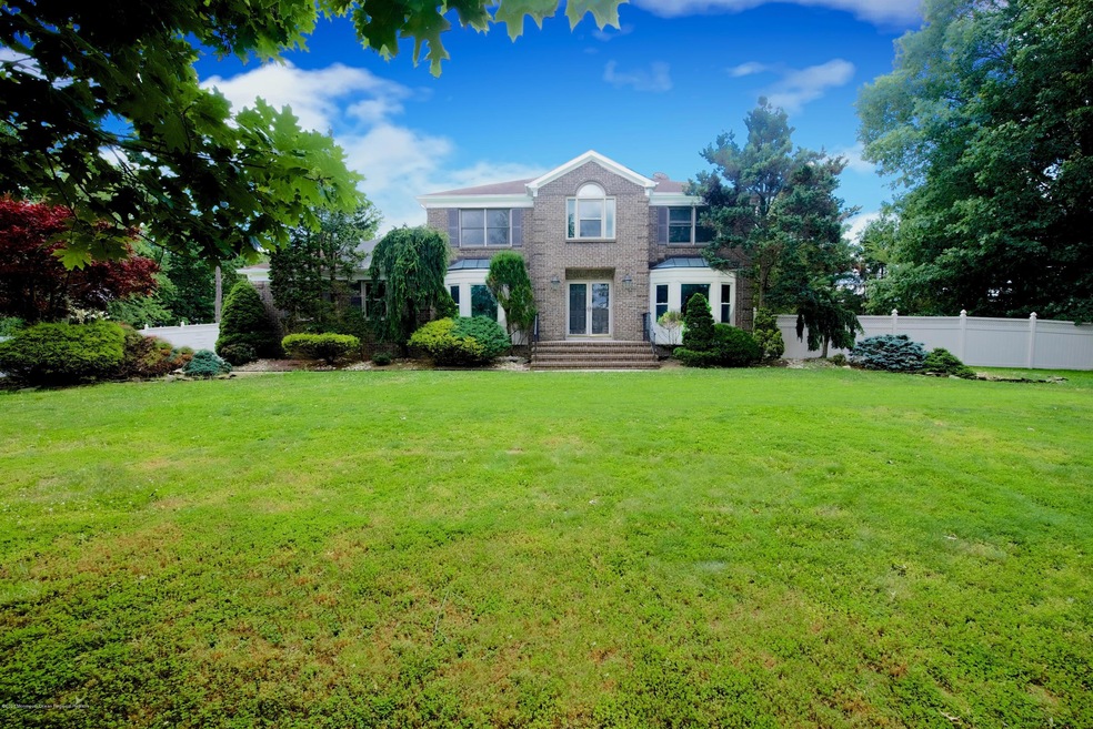 5 Elisa Ct, Manalapan 1