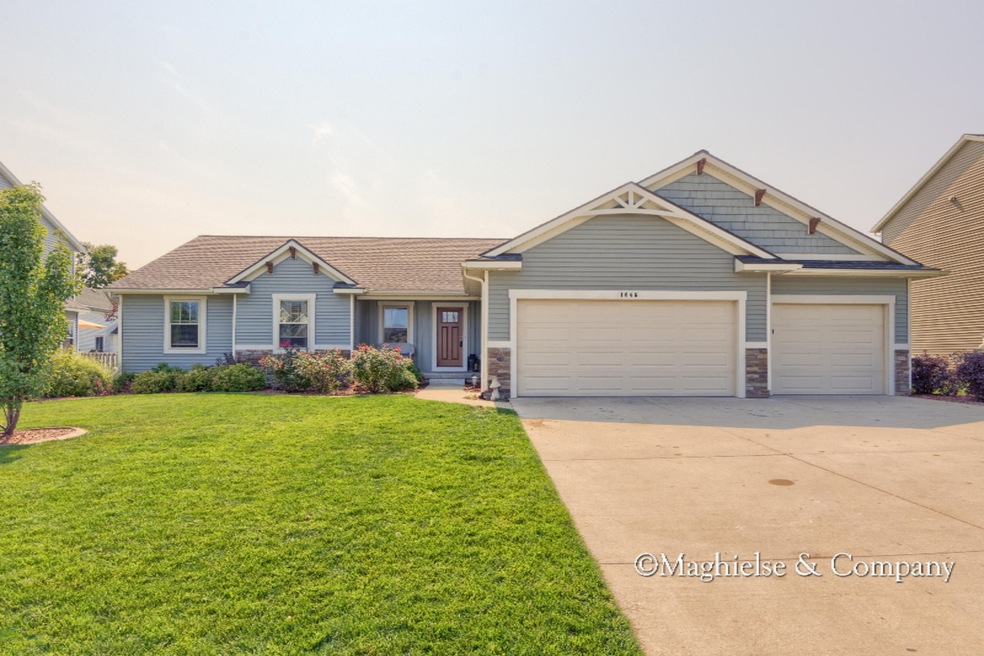 01 Front of Home