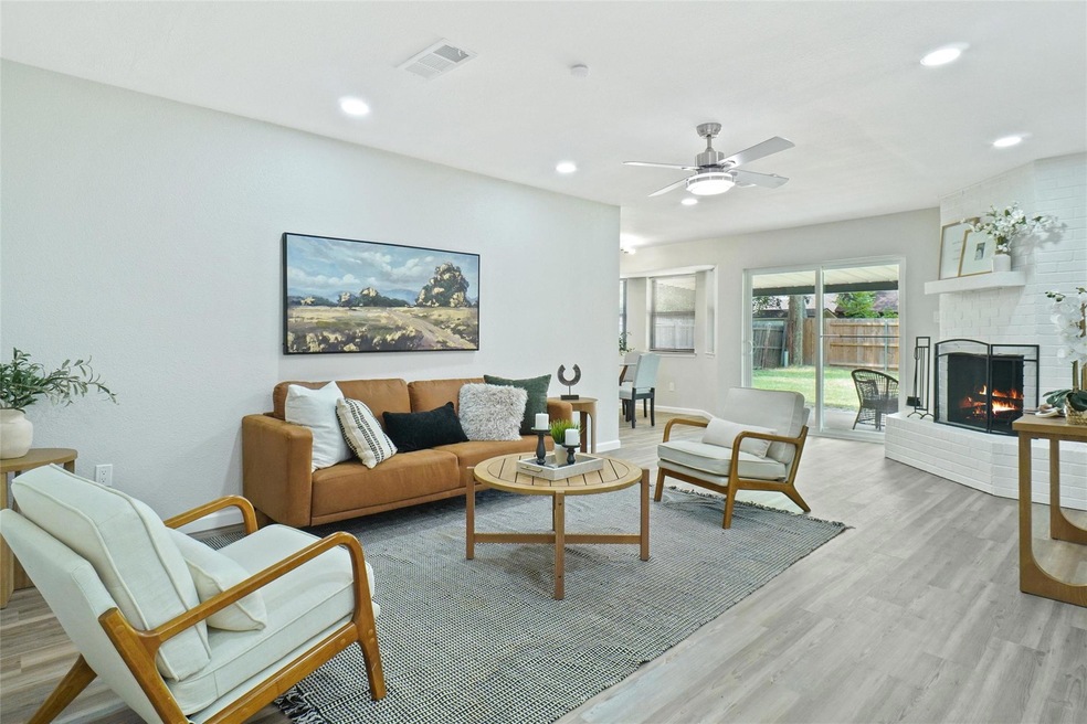 8433 Glenann Dr, North Richland Hills, TX 76182 - photo 1