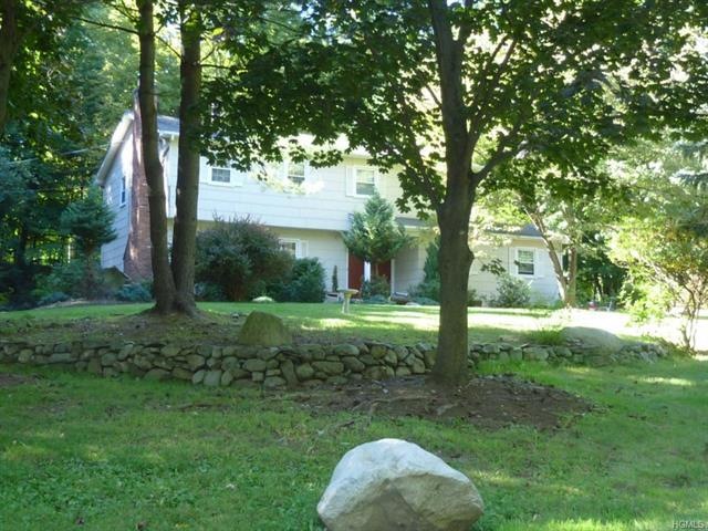 1 Orchard Cir, Suffern, NY 10901 - photo 1