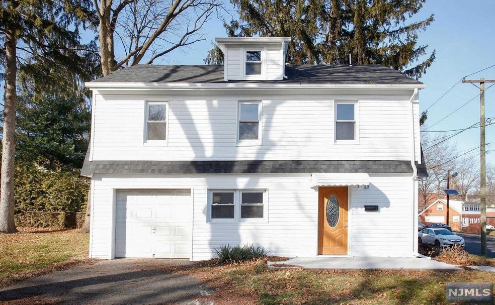 340 Howell Rd, Englewood, NJ 07631 - photo 1