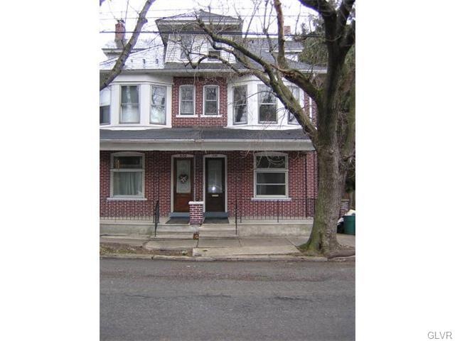 536 Maple St, Bethlehem, PA 18018 - photo 1