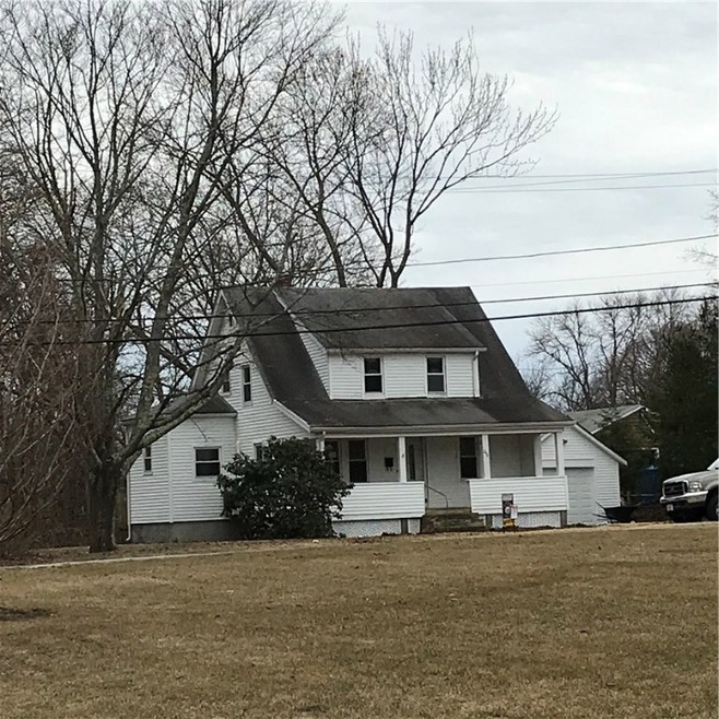 298 Sandy Ln, Warwick, RI 02889 - photo 1