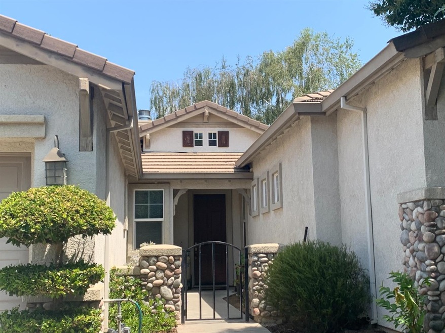 299 Romano Way, Oakdale, CA 95361 - photo 1