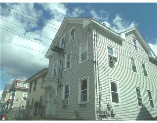 122 Mawney St, Providence, RI 02907 - photo 1