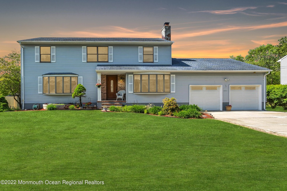 Sold $595,000 • Co-Listing Agent