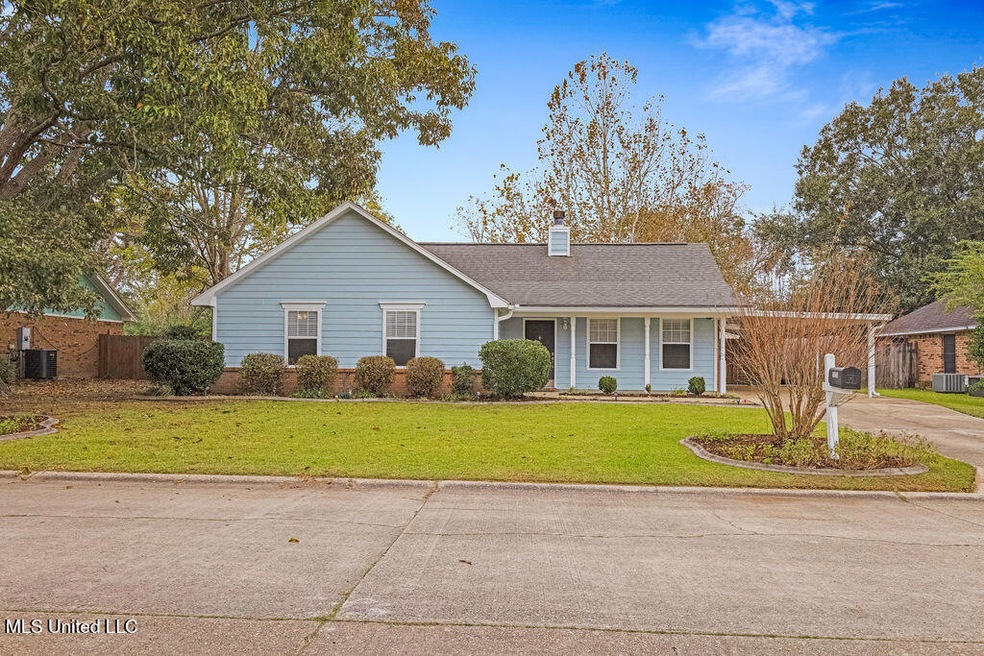 15090SagewoodSt-6