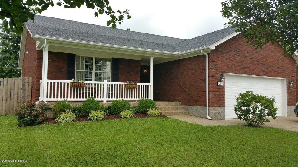 249 Forest Park Dr, Mount Washington, KY 40047 - photo 1