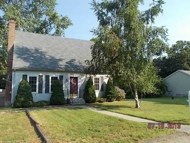 24 Castle Ln, Ansonia, CT 06401 - photo 1