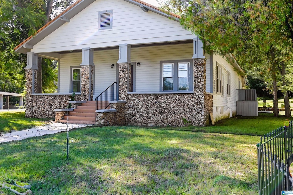 1624 Allen St, Leeds, AL 35094 - photo 1