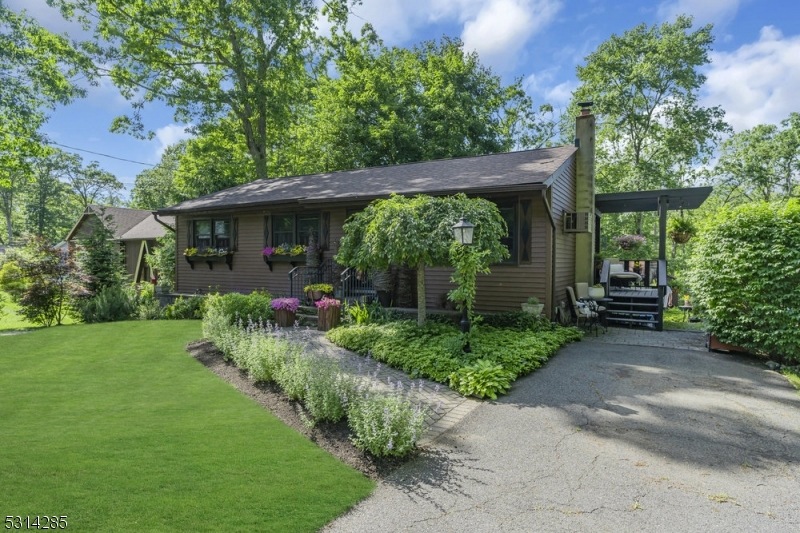 19 Brookwood Dr, Stanhope, NJ 07874 - photo 1