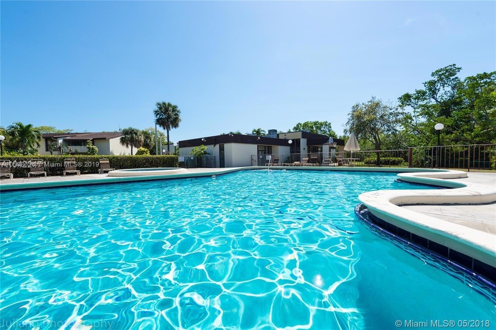 RIVERWOOD  RESORT STYLE POOL