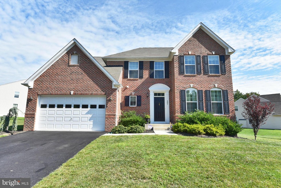 907 Gladway Rd, Middle River, MD 21220 - photo 1