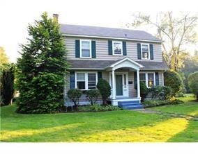 458 1st Ave, East Greenwich, RI 02818 - photo 1