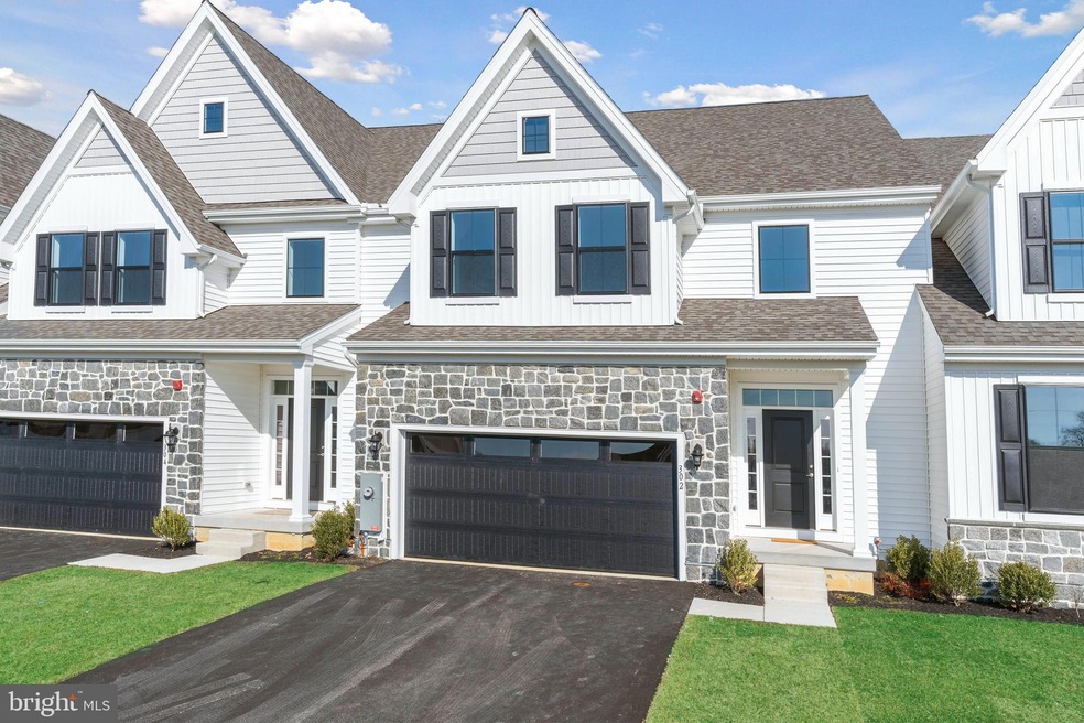 102 Leahy Dr, Newark, DE 19711 - photo 1