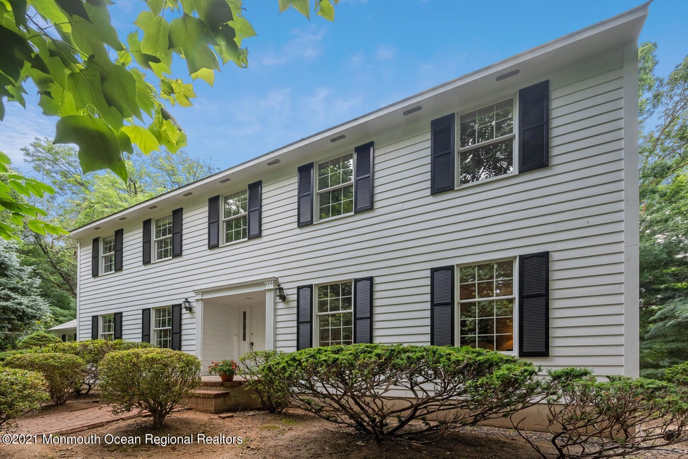 04_03Front_Exterior_mls