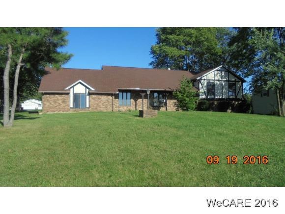 1455 Riverview Dr, Lima, OH 45805 - photo 1