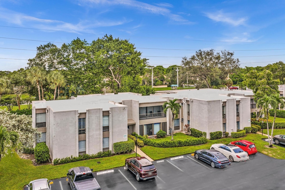 6561 Spring Bottom Way unit 2340, Boca Raton, FL 33433 - photo 1
