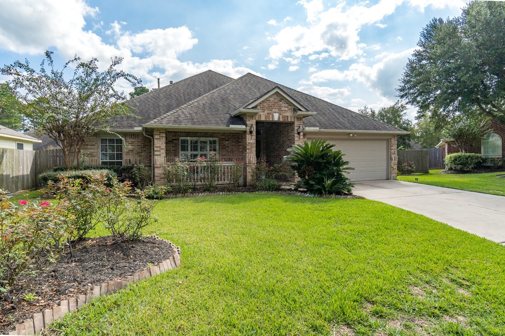 1319 Dove Trail, Tomball, TX 77375 - photo 1