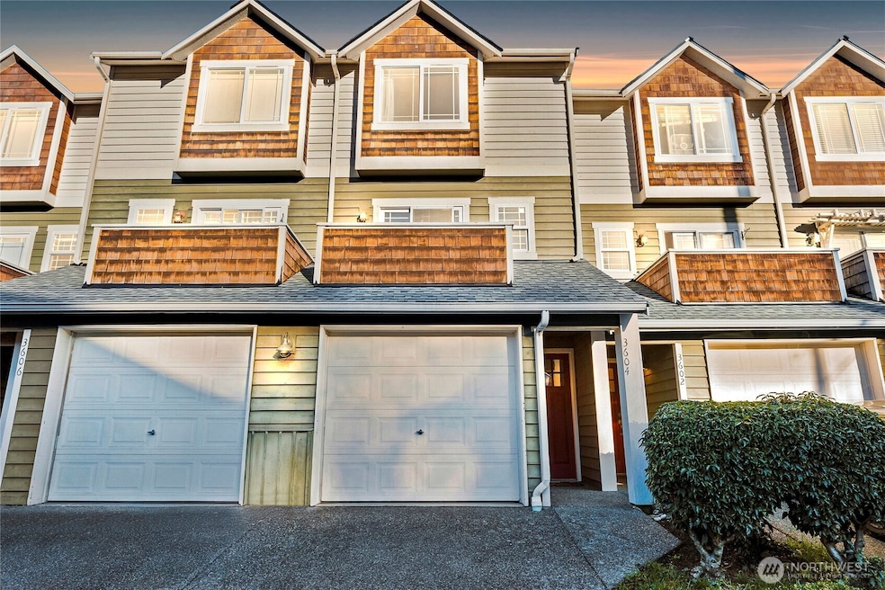 For Sale $694,000 • Co-Listing Agent