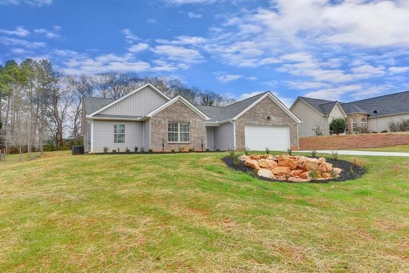 1210 Bridge Crest Dr, Winder, GA 30680 - photo 1