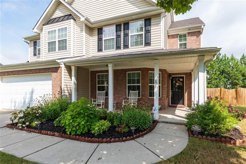 812 Roxford Walk, Buford, GA 30518 - photo 1
